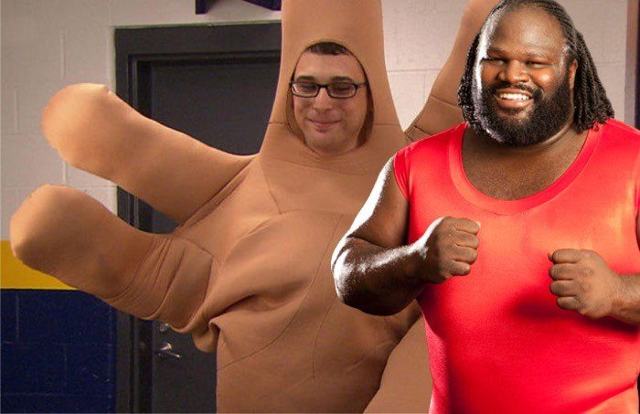Mark Henry reunites with estranged son for Father’s Day high-five
