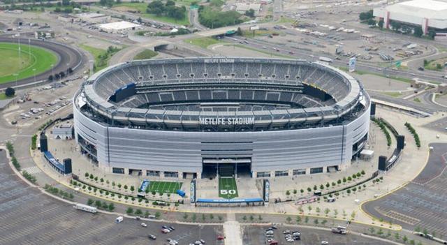 EXCLUSIVE first look at the WrestleMania set inside MetLife Stadium!