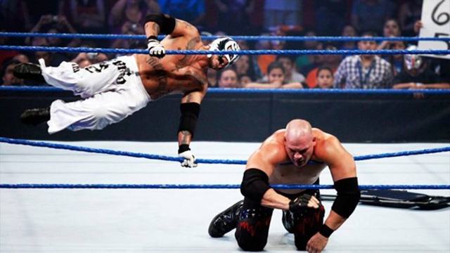 3,735th consecutive Mysterio opponent miraculously falls into perfect position for 619