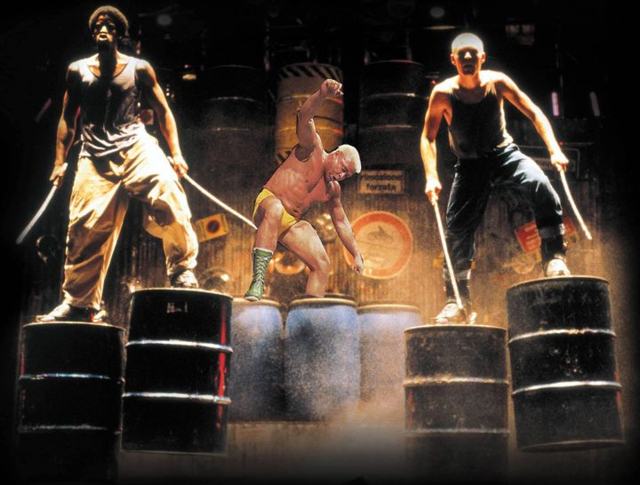 Ronnie Garvin joins the cast of STOMP