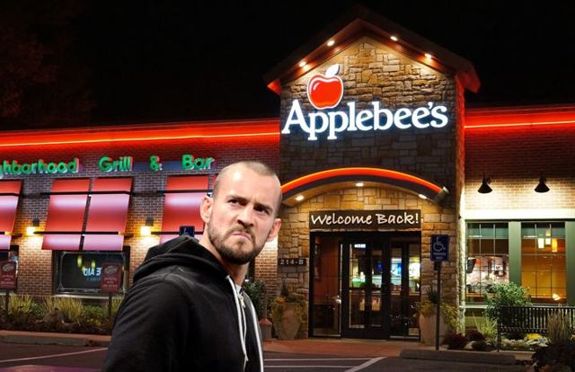 Frustrated CM Punk “walks out” of Chicago-area Applebee’s