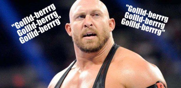 Quick-witted fans taunt Ryback by pointing out resemblance to Goldberg