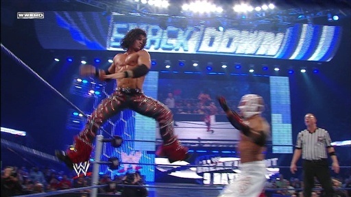 Physicists baffled by elasticity of wrestling ring ropes