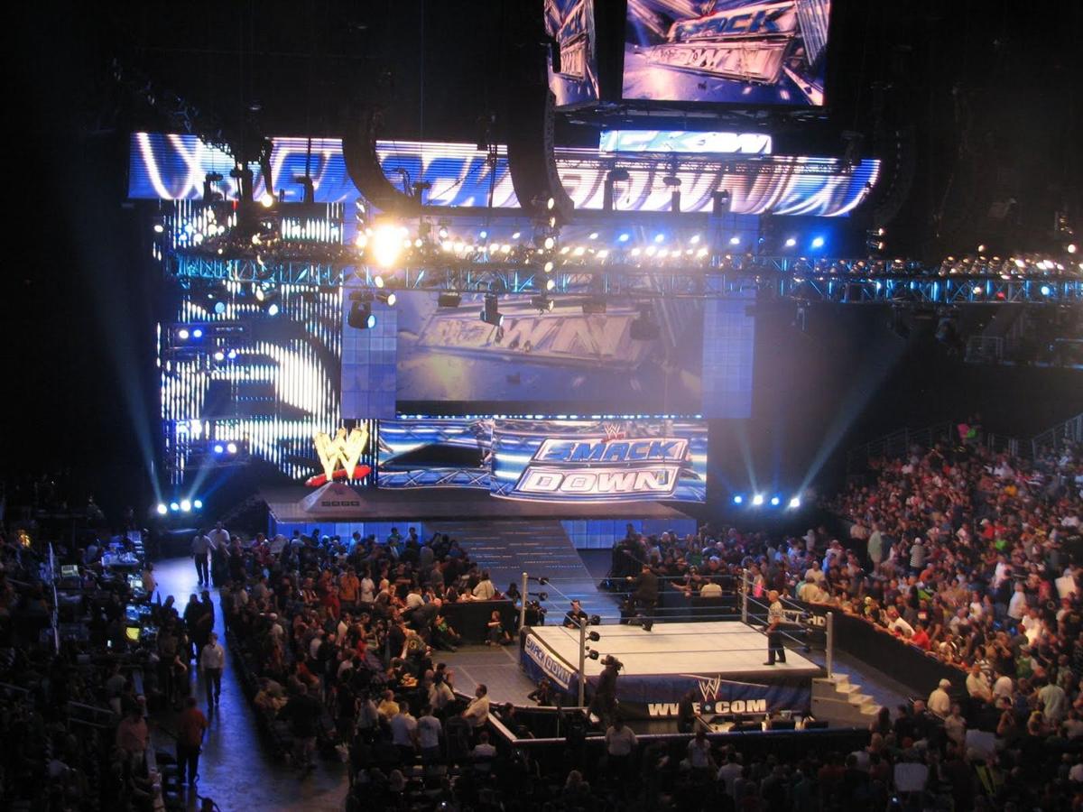 Smackdown audience preparing to disappoint