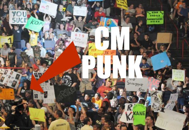 Lone fan doing “CM Punk” chant turns out to be CM Punk