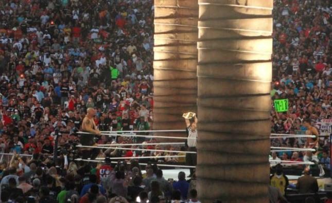 Thousands of fans eagerly anticipating obstructed view of WrestleMania