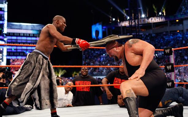 Former WrestleMania star to “compete” in phony “sport” of boxing