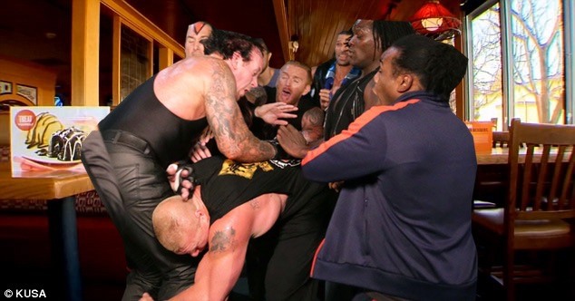 Undertaker-Lesnar brawl re-erupts at local Applebee’s