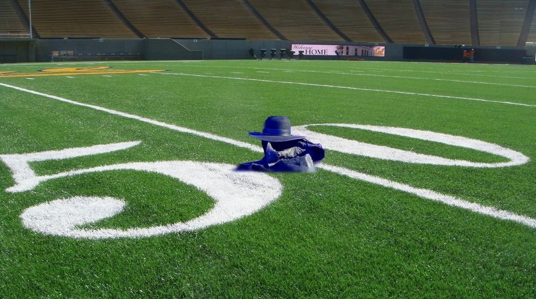Undertaker’s hat and trenchcoat still untouched in Florida stadium
