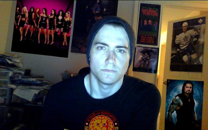 “I only watch NJPW,” tweets man watching Total Divas